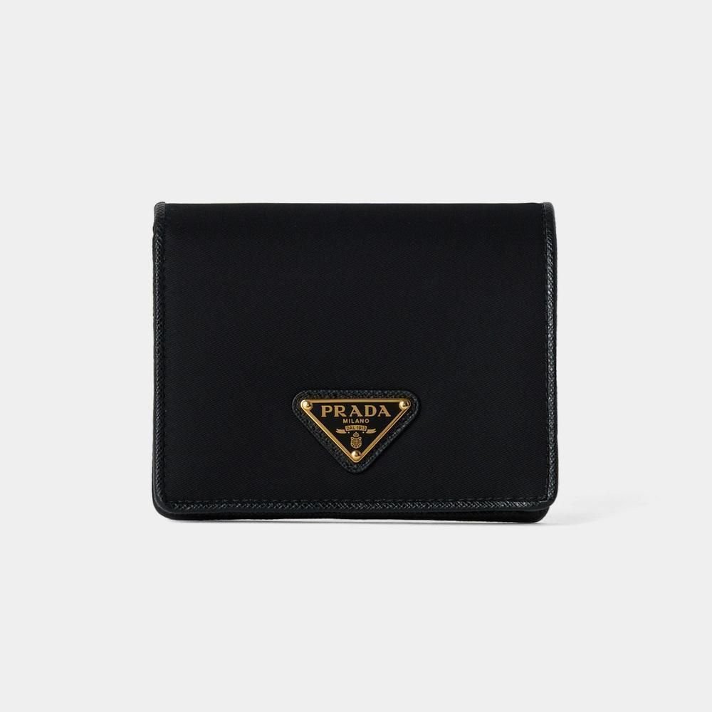 ゆいち様 PRADA プラダ ナイロン 折り財布 w10 ナイロン PRADA(プラダ