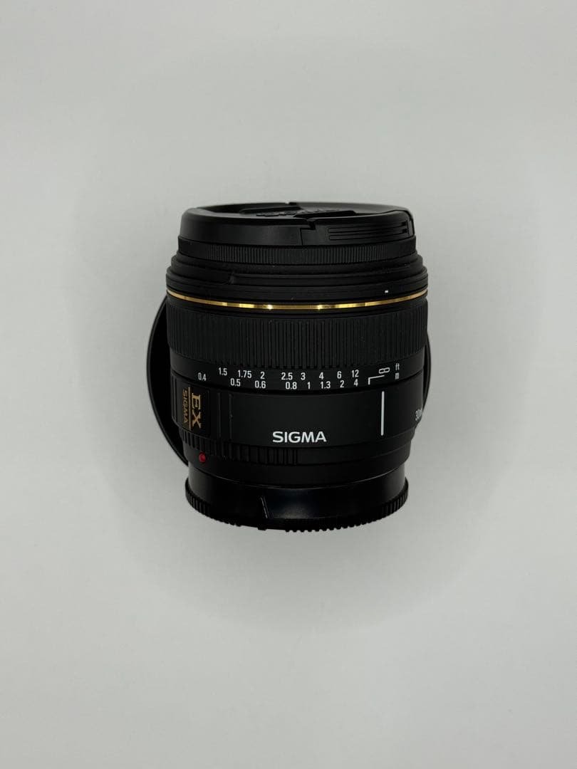 SIGMA　シグマ 30mm f/1.4 DC 単焦点　レンズ　一眼レフ