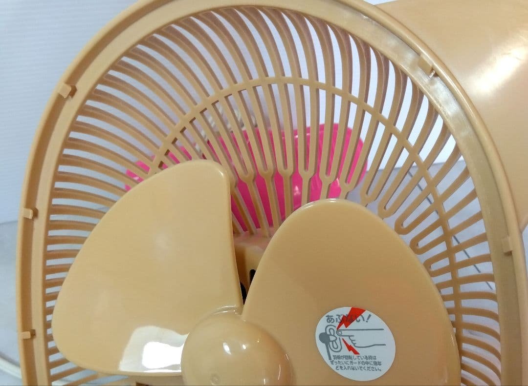 希少品　ハローキティ 日焼けキティ ガングロキティ 2way 扇風機